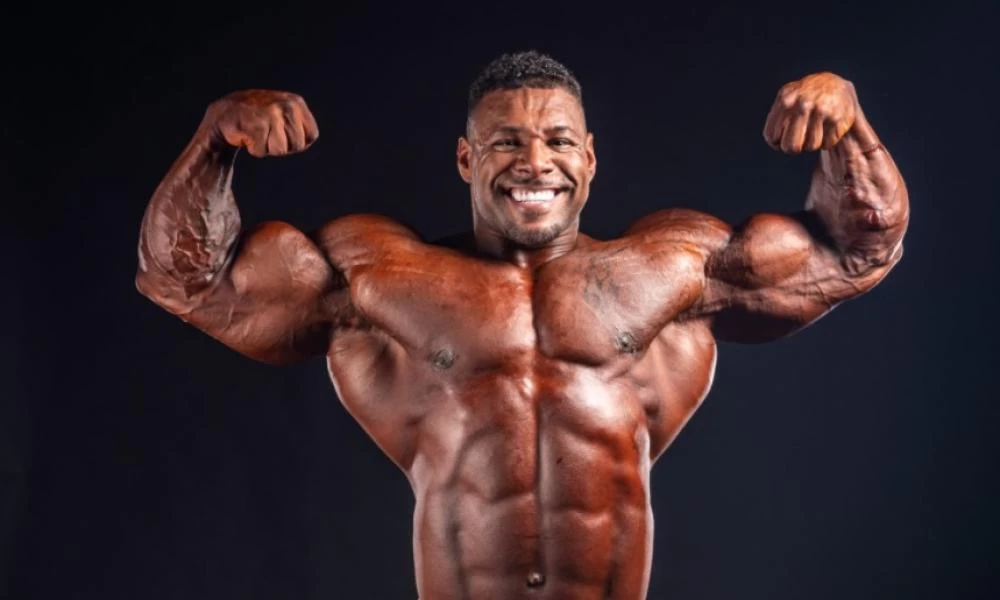 Συνελήφθη μπόντι μπίλντερ «γίγαντας»: Τον ακινητοποίησαν.. οκτώ αστυνομικοί